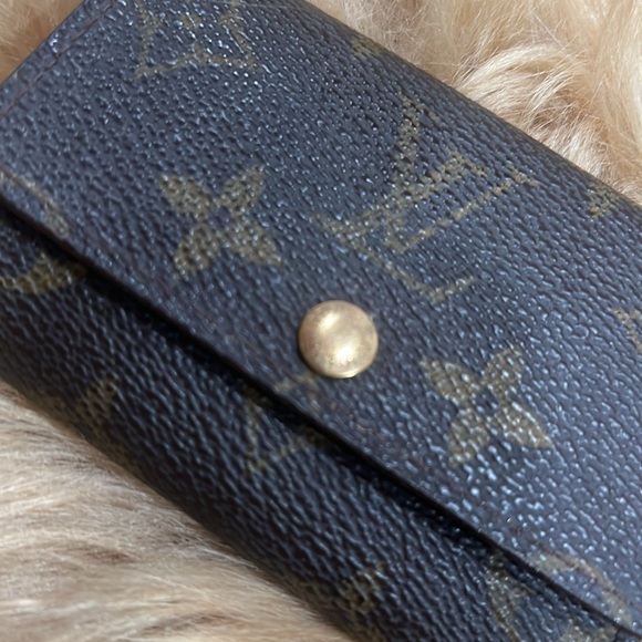 Authentic❤️Louis Vuitton Monogram Key Case - Picture 15 of 16